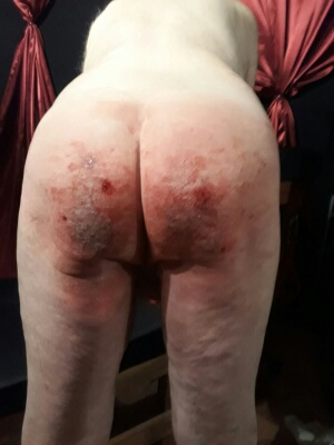 Mistress ZuZan: Playtime in Derby Playroom Mistress ZuZan: Playtime in Derby Playroom